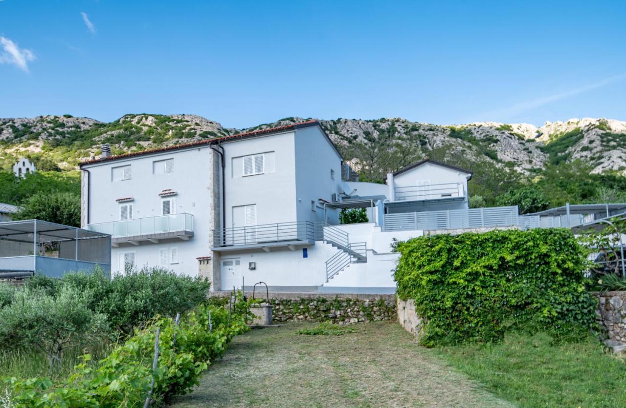 Relax House Rosemary Apartment Draga Bascanska Exterior photo