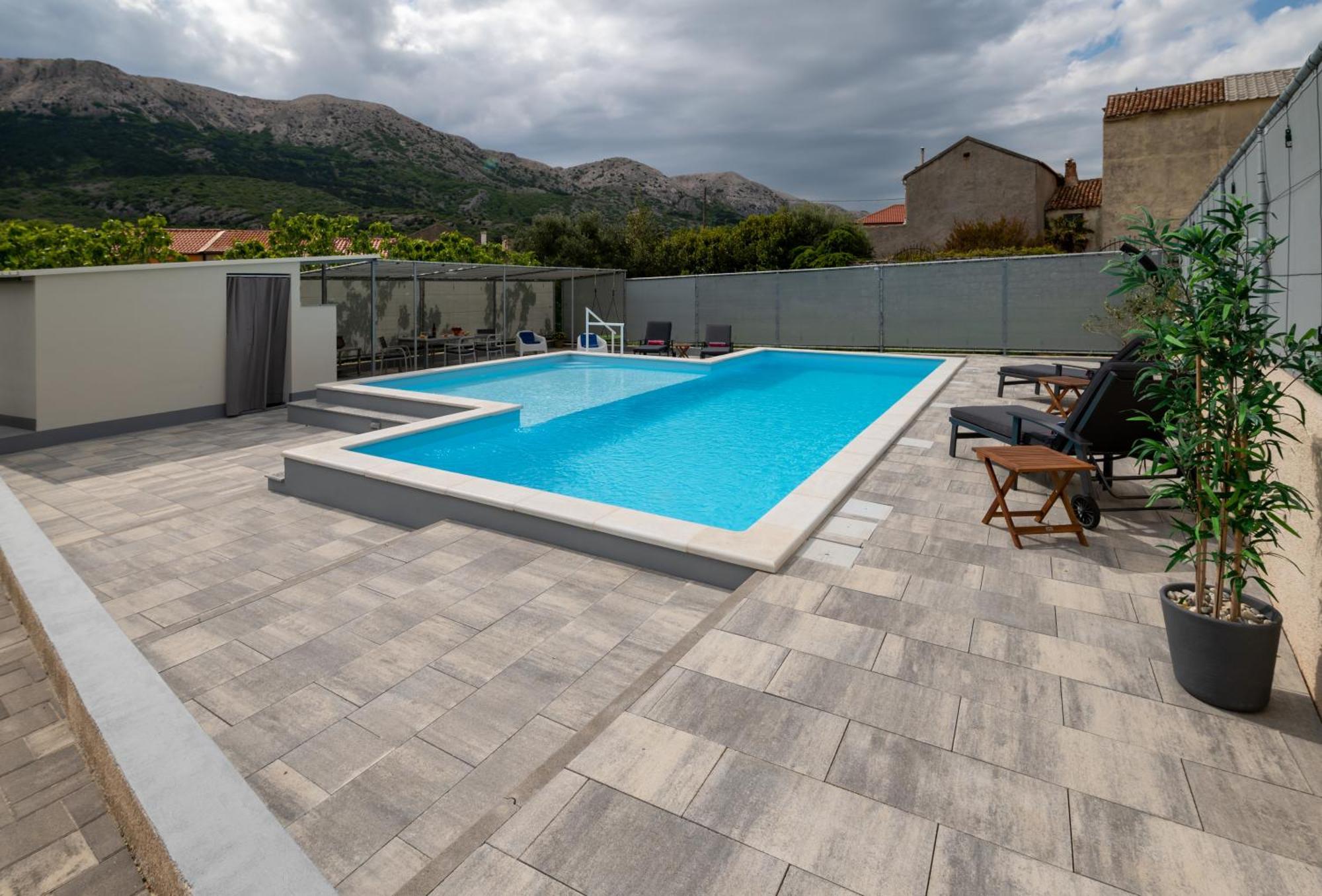 Relax House Rosemary Apartment Draga Bascanska Exterior photo